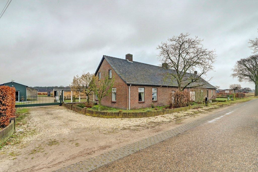Huis Groeze 8 A in Beringe