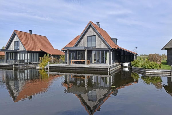 Huis Waterstaete 2 60 in Ossenzijl