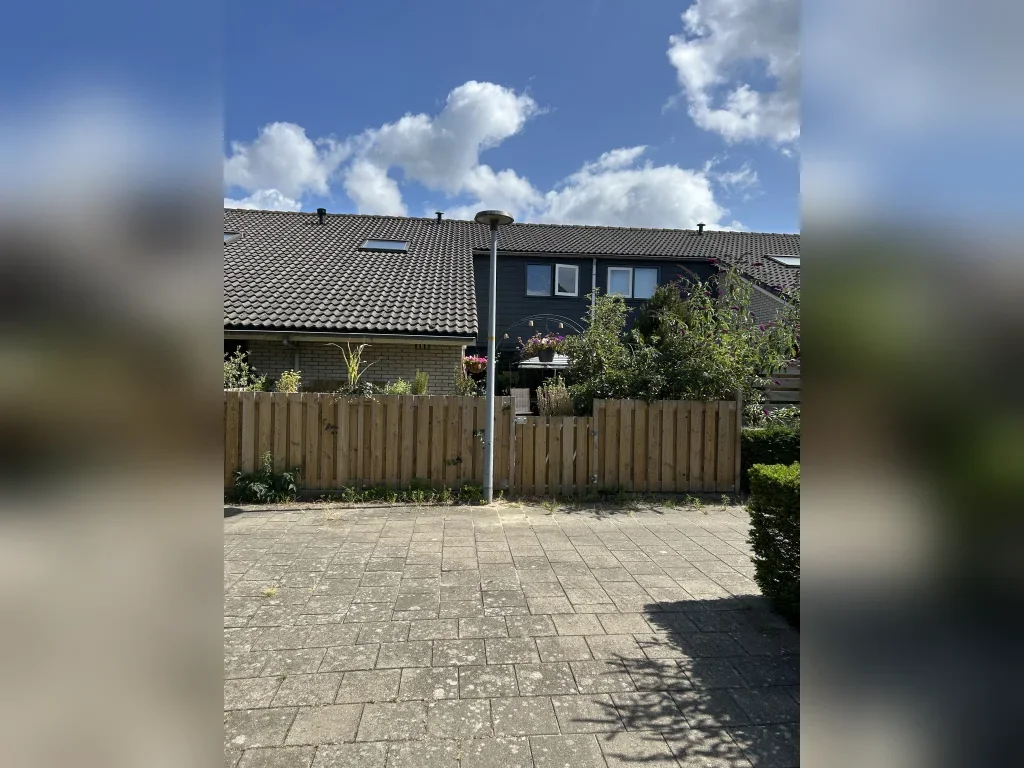 Woonhuis aan de Aagje Dekenstraat in Almere