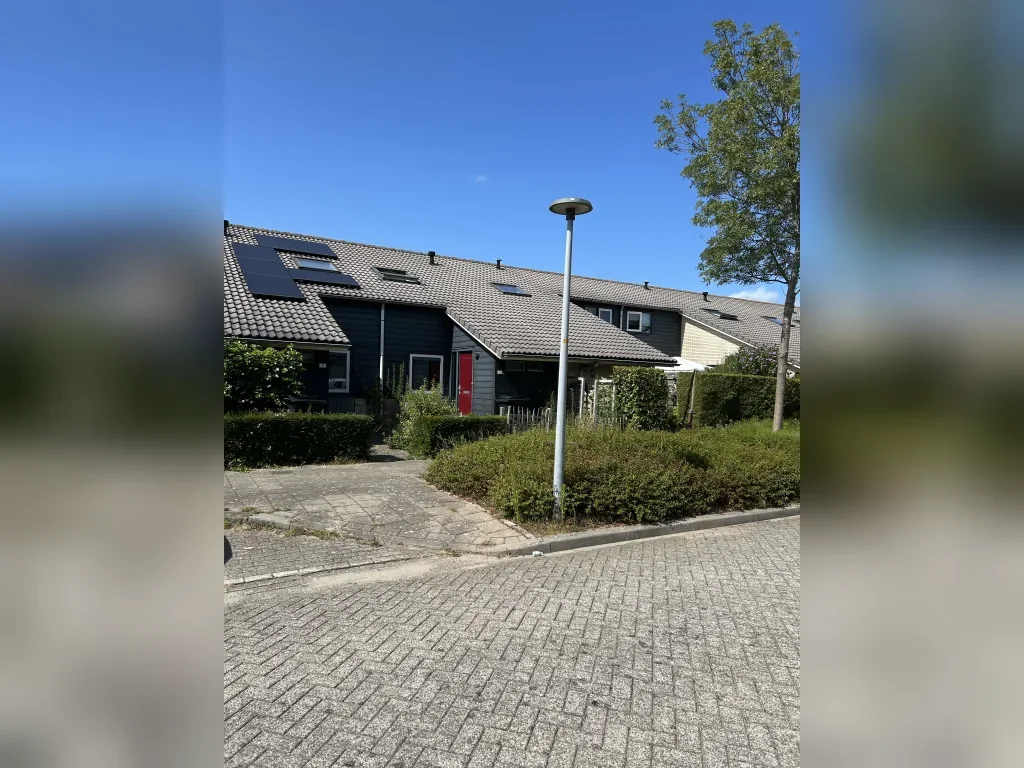 Woonhuis aan de Aagje Dekenstraat in Almere