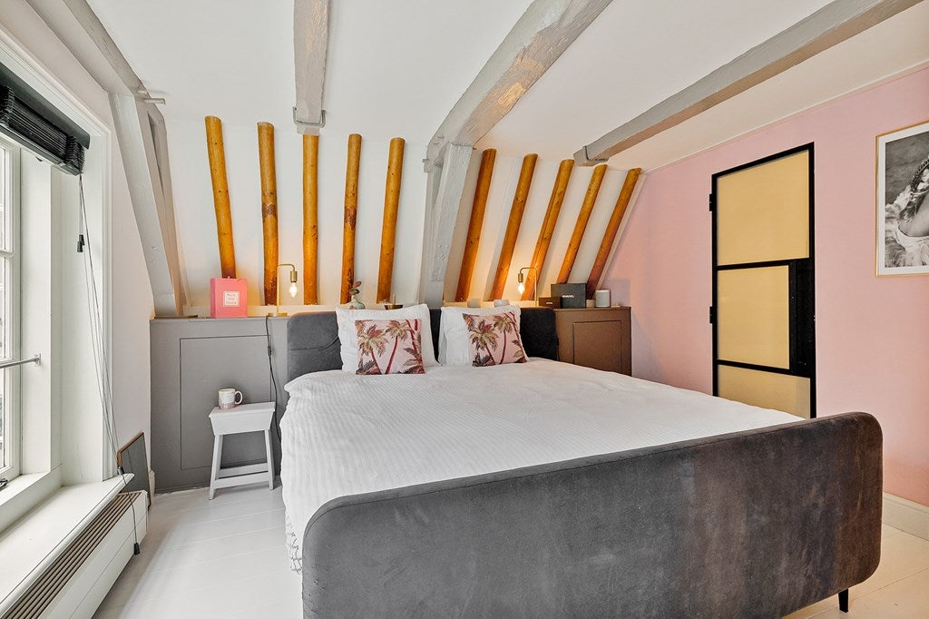 Appartement te huur: Beursstraat 29D, Amsterdam