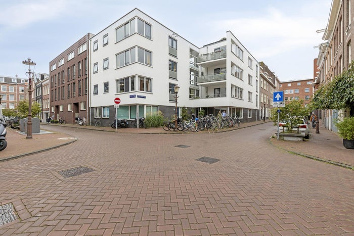 Douwes Dekkerstraat 23