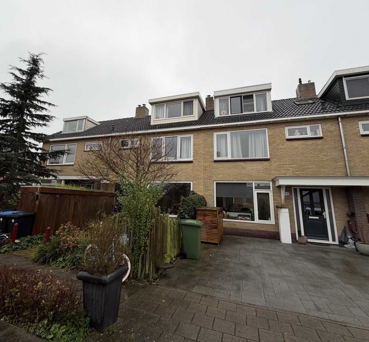 A rental house advertisment