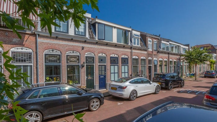 Te huur: Huis Floresstraat in Leiden