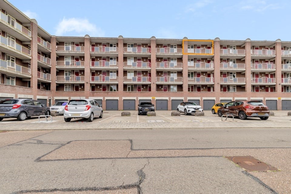 Appartement te koop: Erasmusdomein 18D, Maastricht