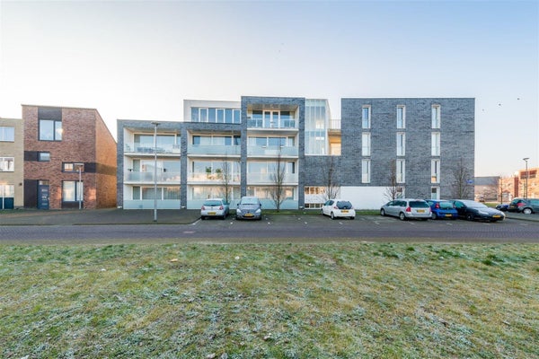 Piso Marsstraat en Almere