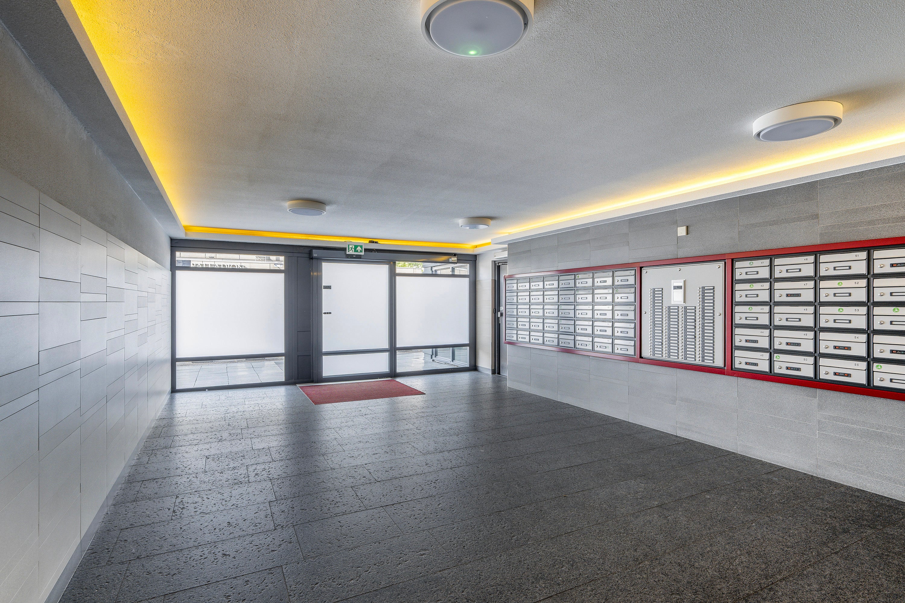 Appartement te koop: Hogewerf 40, Vlaardingen