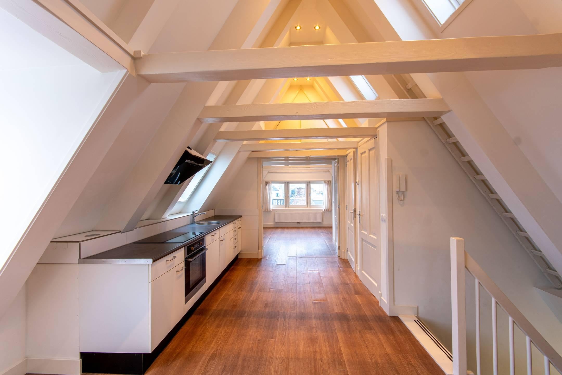 Te huur Appartement Lange Leidsedwarsstraat in Amsterdam