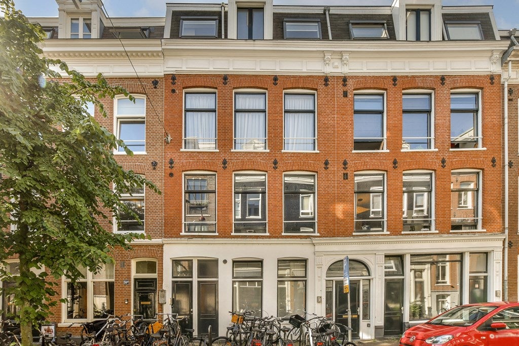 Flat Govert Flinckstraat 296 2