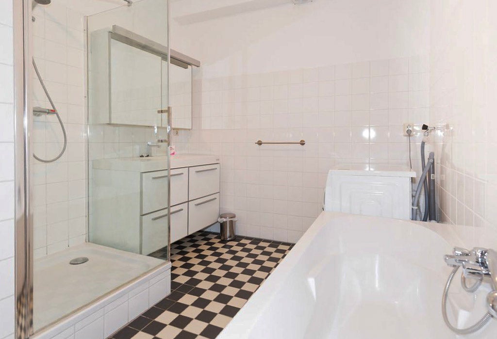 Tussenwoning te huur: Lange Smeestraat 16, Utrecht
