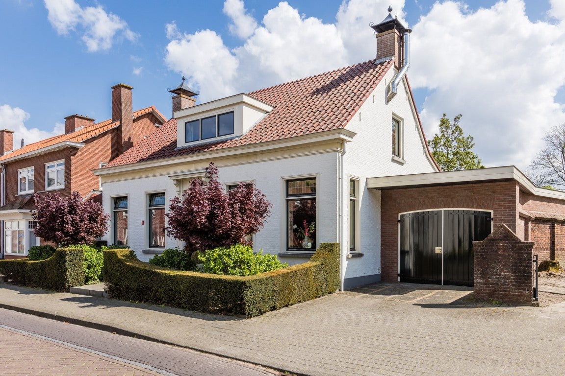 Huis Dorpsstraat 9 in Ossendrecht