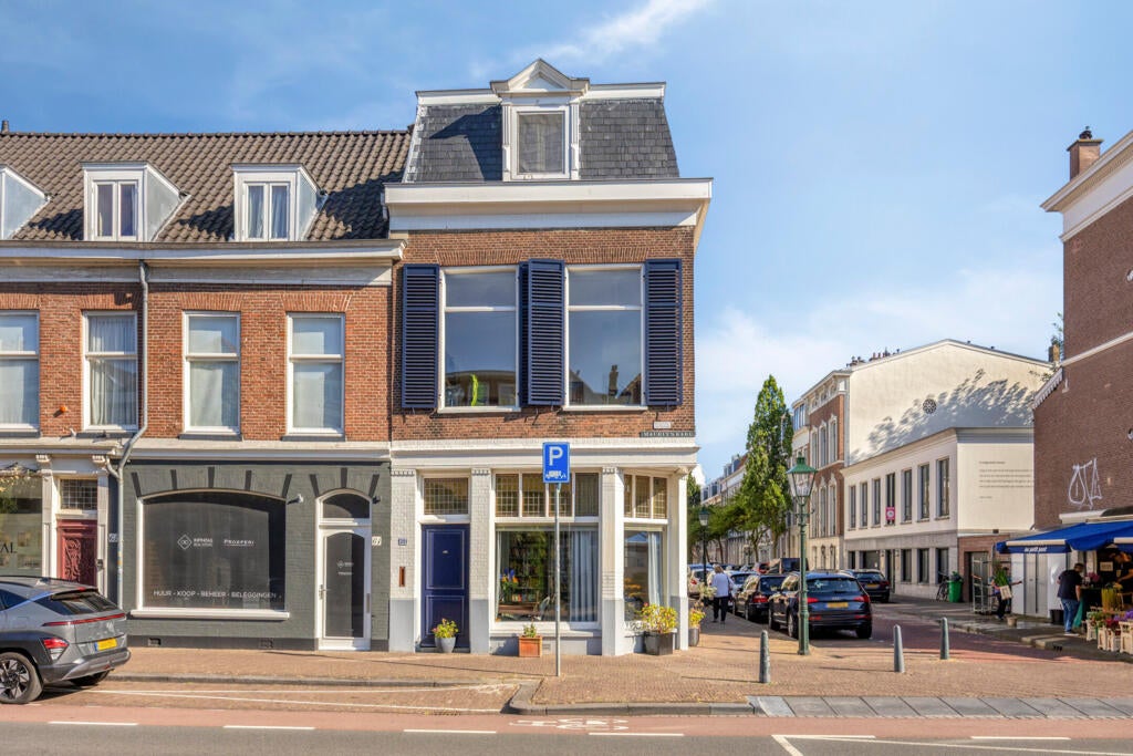 Tussenwoning te koop: Mauritskade 59, 'S-Gravenhage