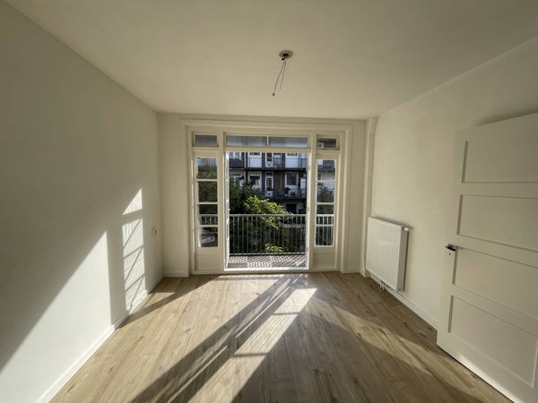 Flat Woestduinstraat in Amsterdam