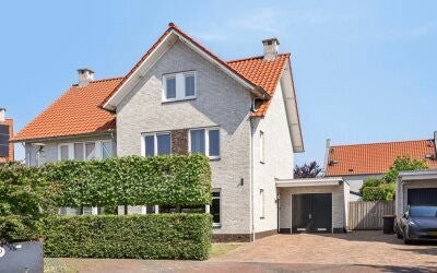 A rental house advertisment