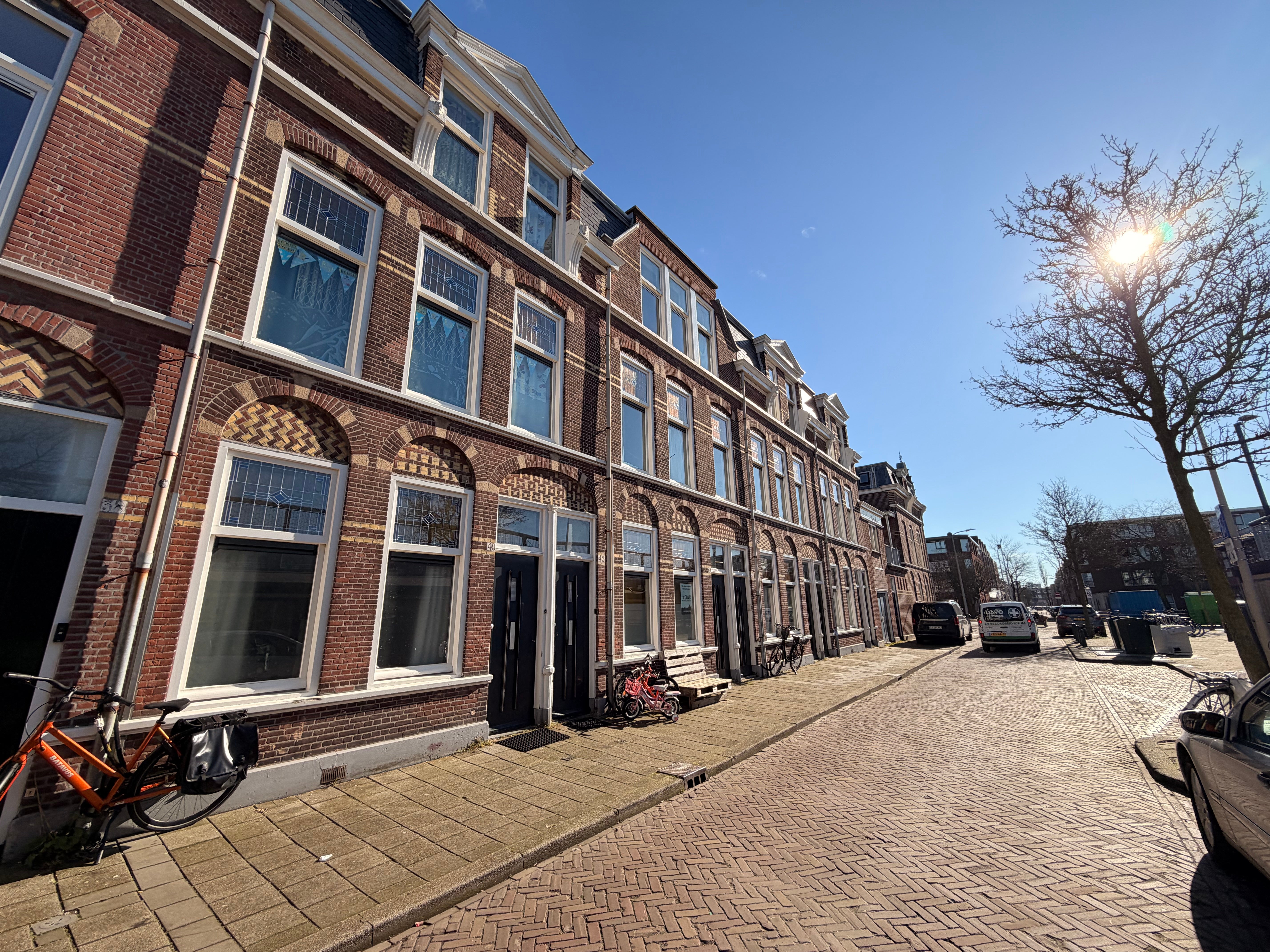 Flat Van Mierisstraat 40