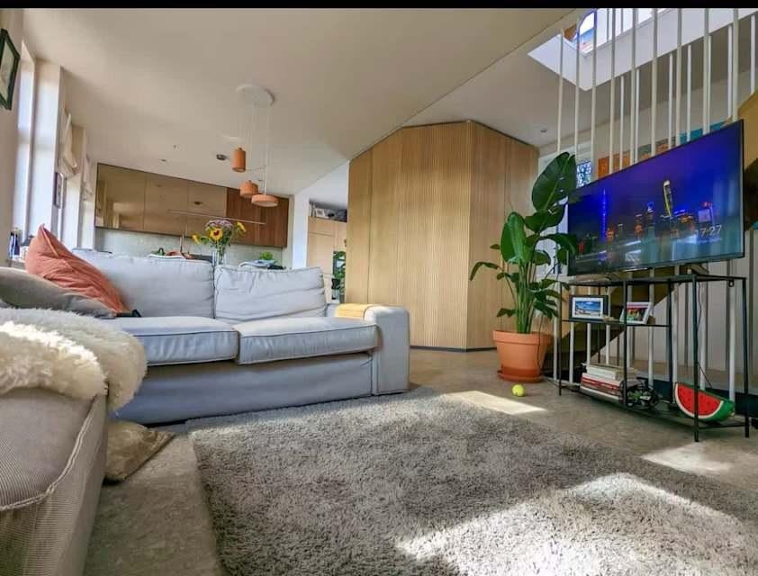 Woning te huur: Anjeliersstraat, Amsterdam