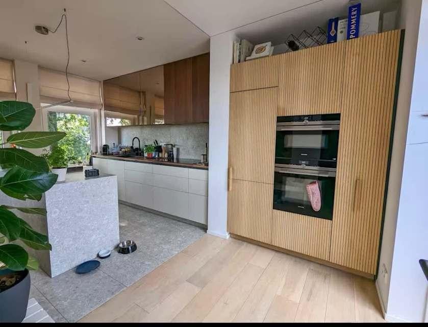 Woning te huur: Anjeliersstraat, Amsterdam