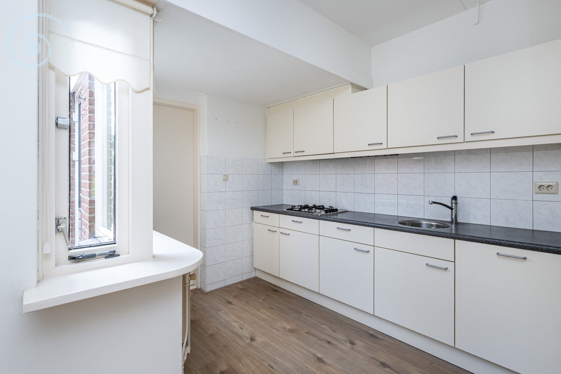 Tussenwoning te koop: Marshof 33, Oude-Tonge