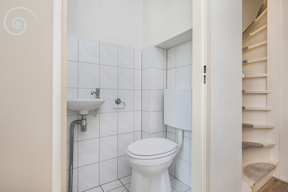 Tussenwoning te koop: Marshof 33, Oude-Tonge