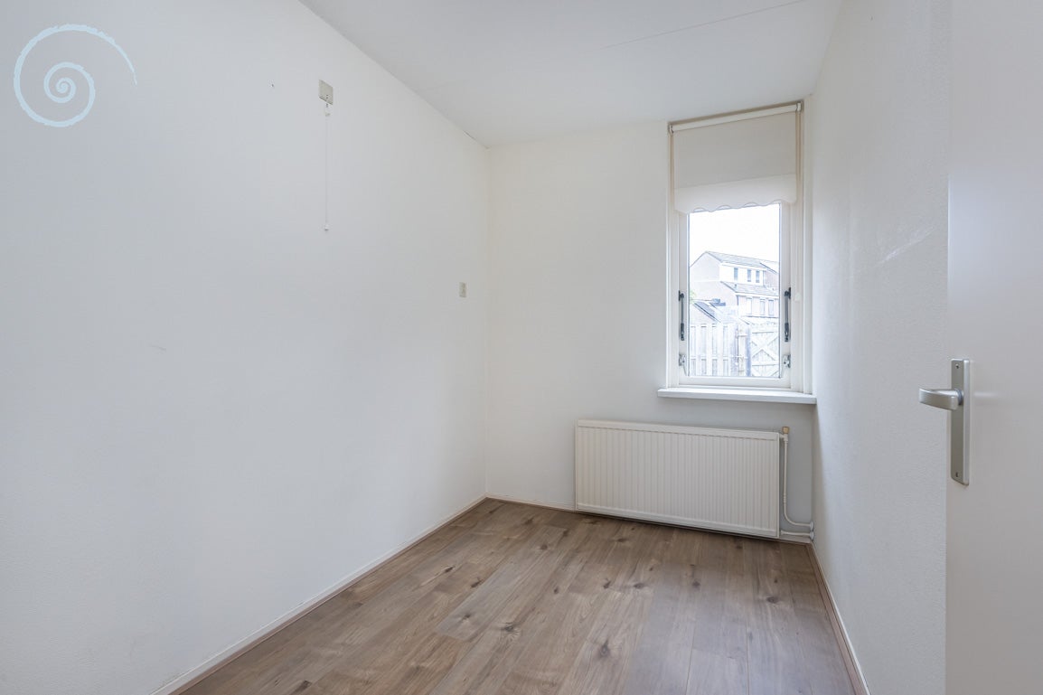 Tussenwoning te koop: Marshof 33, Oude-Tonge