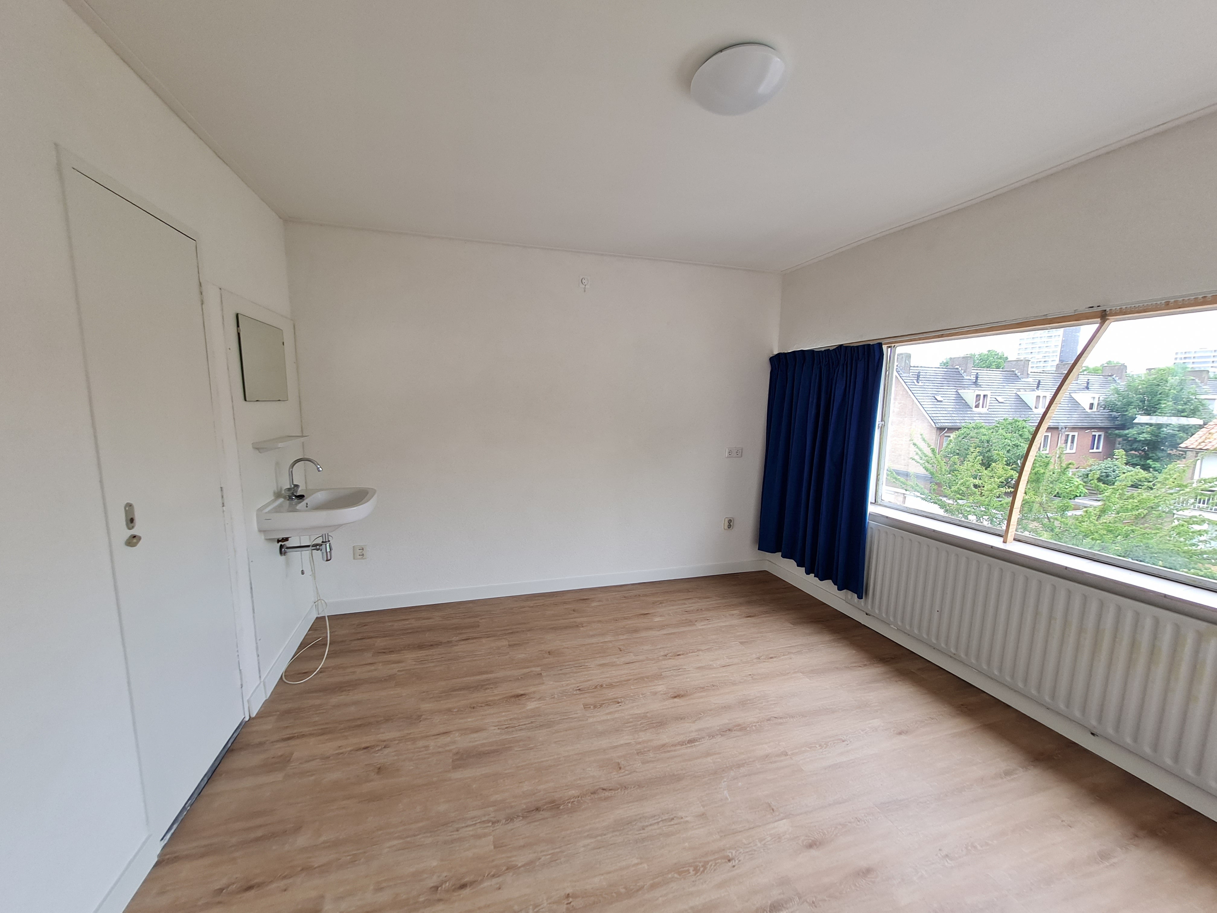 Kamer te huur: Abdij van Averbodestraat 18-05, Tilburg