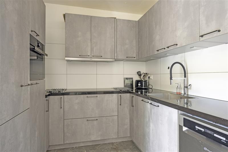 Tussenwoning te koop: Looiersdreef 671, Apeldoorn