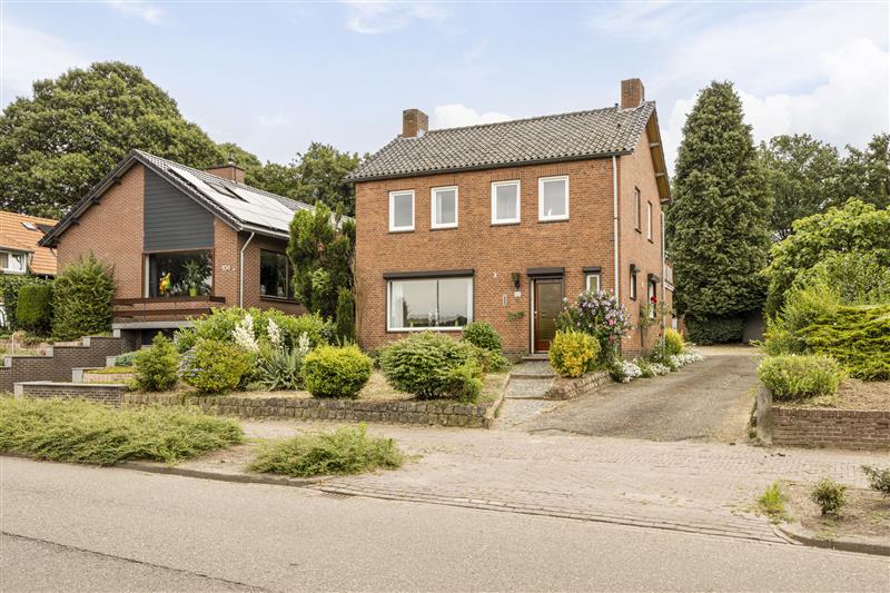 Huis Groenstraat 102 in Melick