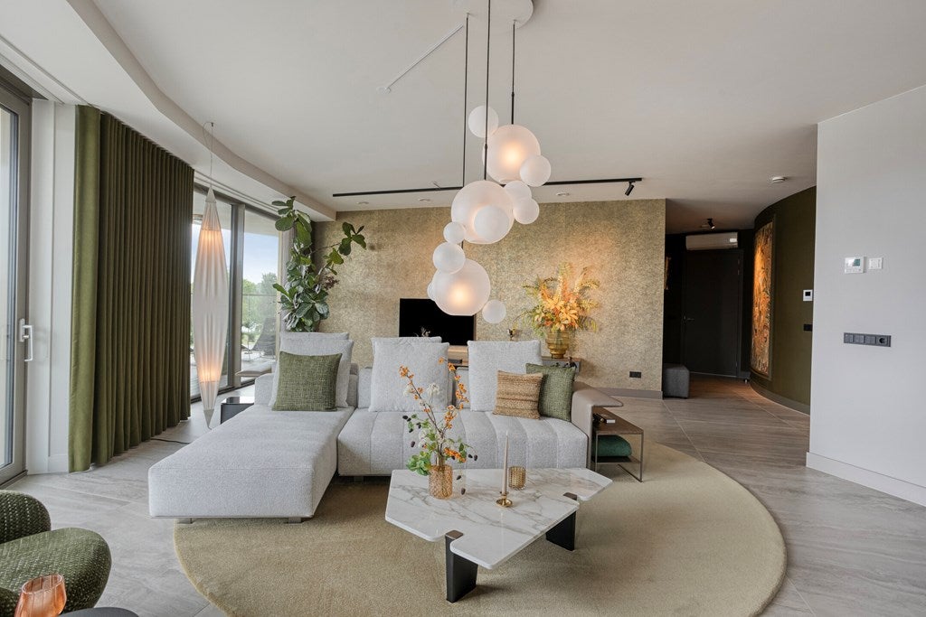 Appartement te koop: Maashaven 706, Roermond