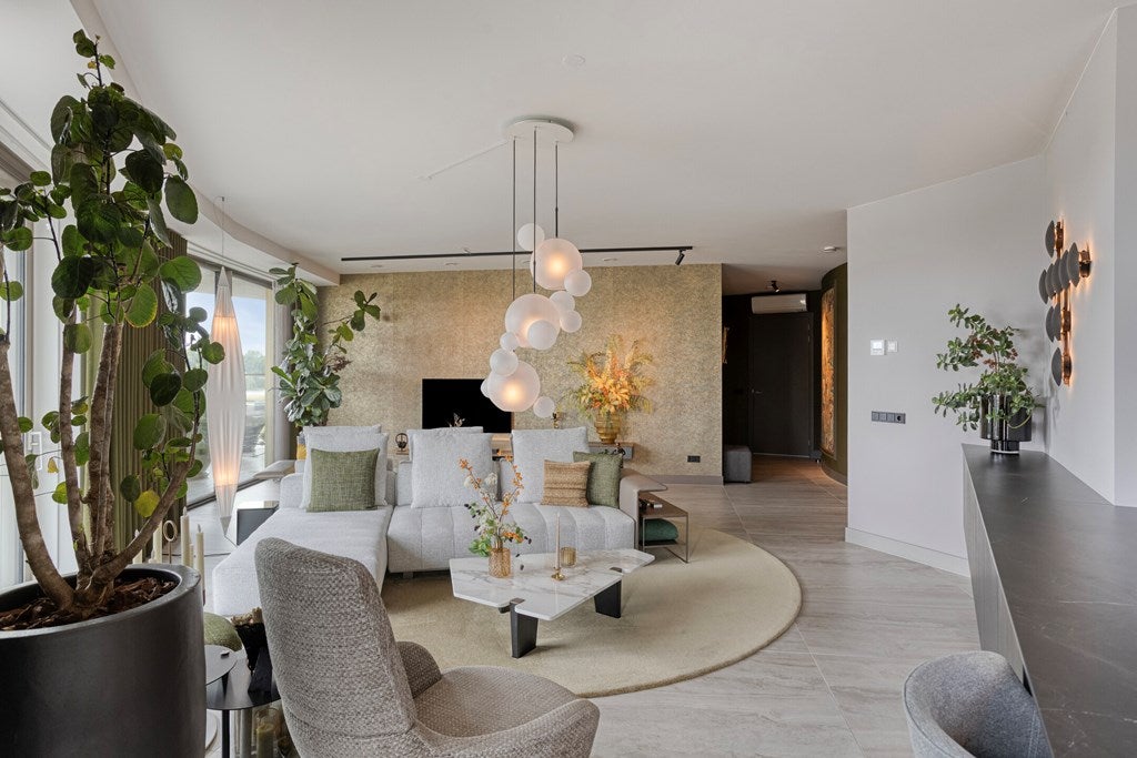 Appartement te koop: Maashaven 706, Roermond