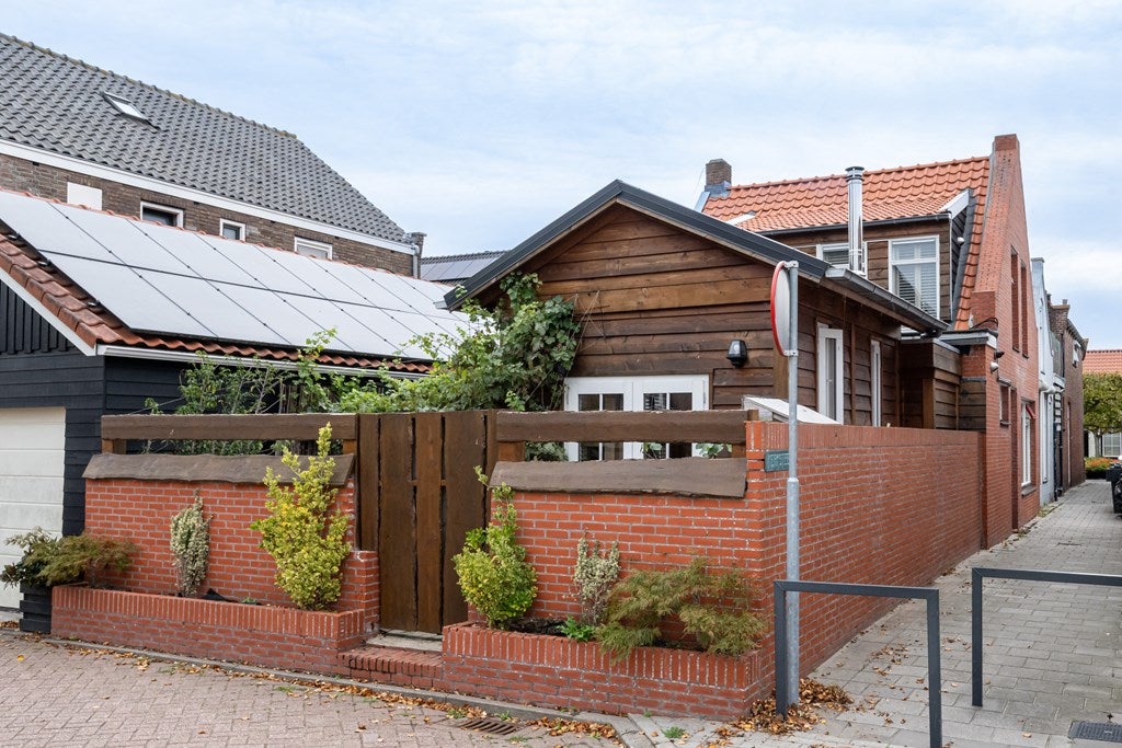 Huis Kerksteeg 4 in Stellendam