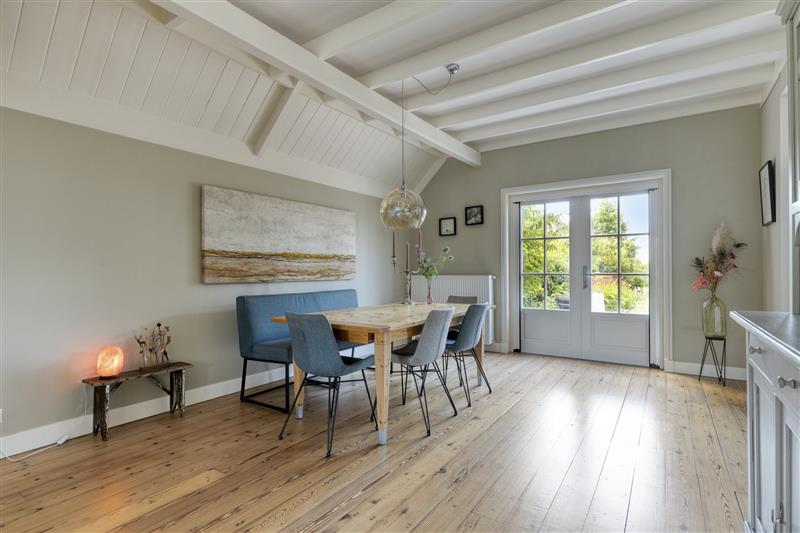 Vrijstaande woning te koop: van Beekstraat 284, Landsmeer