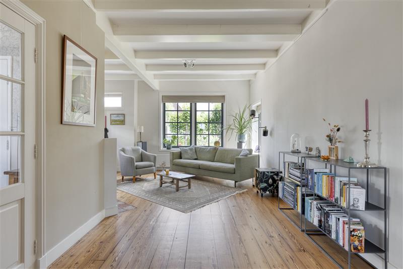 Vrijstaande woning te koop: van Beekstraat 284, Landsmeer