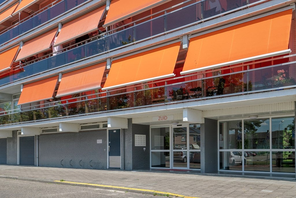 Appartement te koop: Peter van Anrooylaan 232, Terneuzen