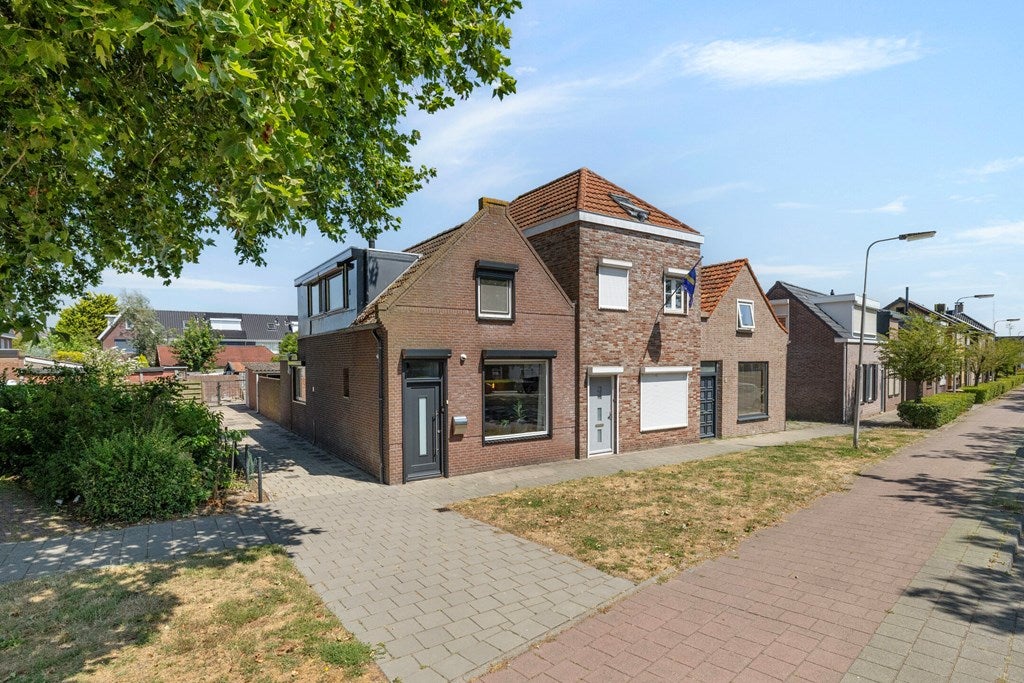 Huis Molenweg 3 in Steenbergen