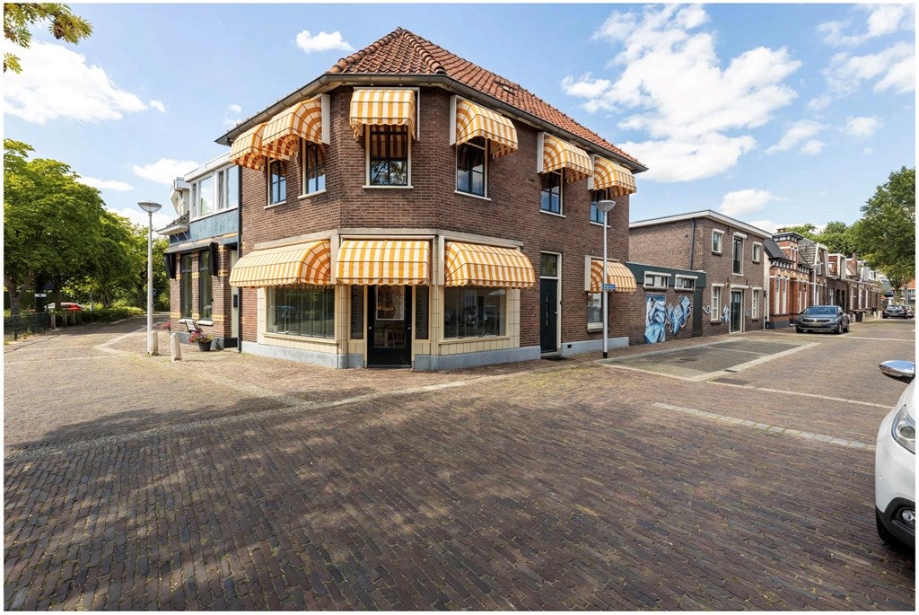Huis Trompstraat 2 in Almelo