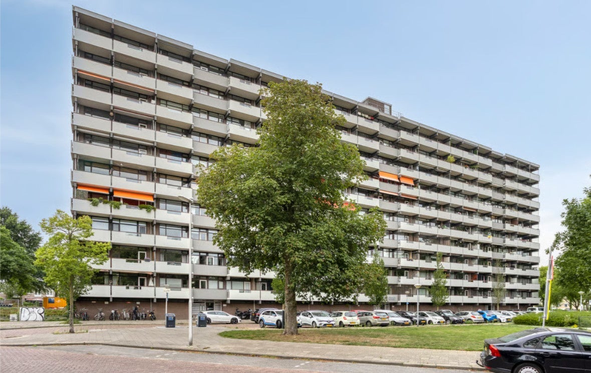 Flat Graaf Adolfstraat 2