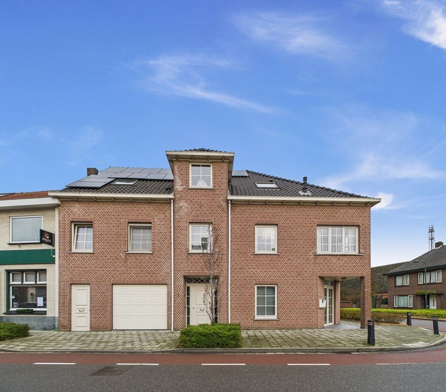 Huis Cloosterstraat 1 in Kloosterzande
