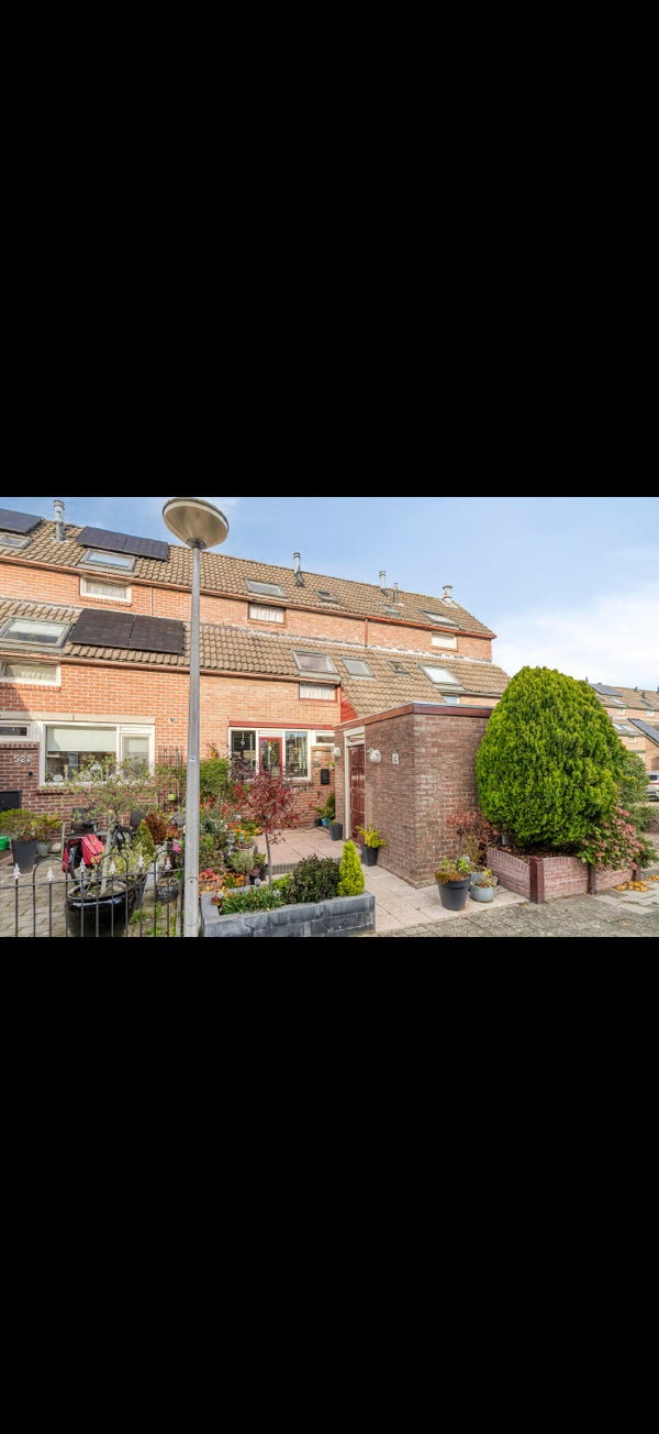 Huis Slakkenveen in Spijkenisse