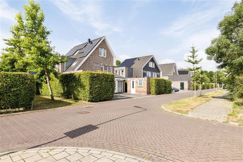 Vrijstaande woning te koop: Aurora 9, Middenbeemster