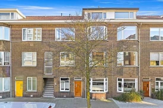 Appartement Harstenhoekweg in Den Haag