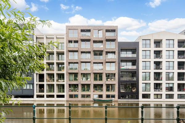 Flat Willem Parelstraat 338 in Amsterdam