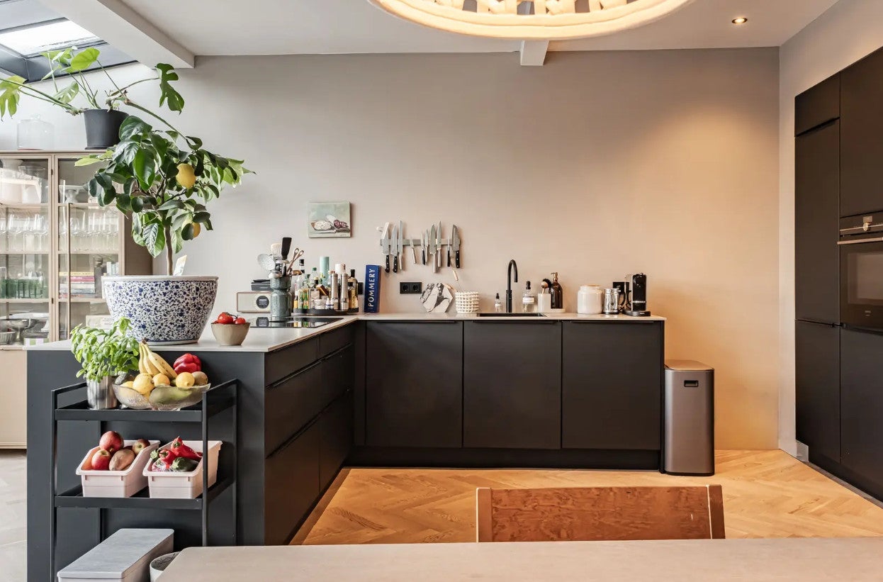 Appartement te huur: Bloemendaalsestraatweg 66A, Santpoort-Zuid