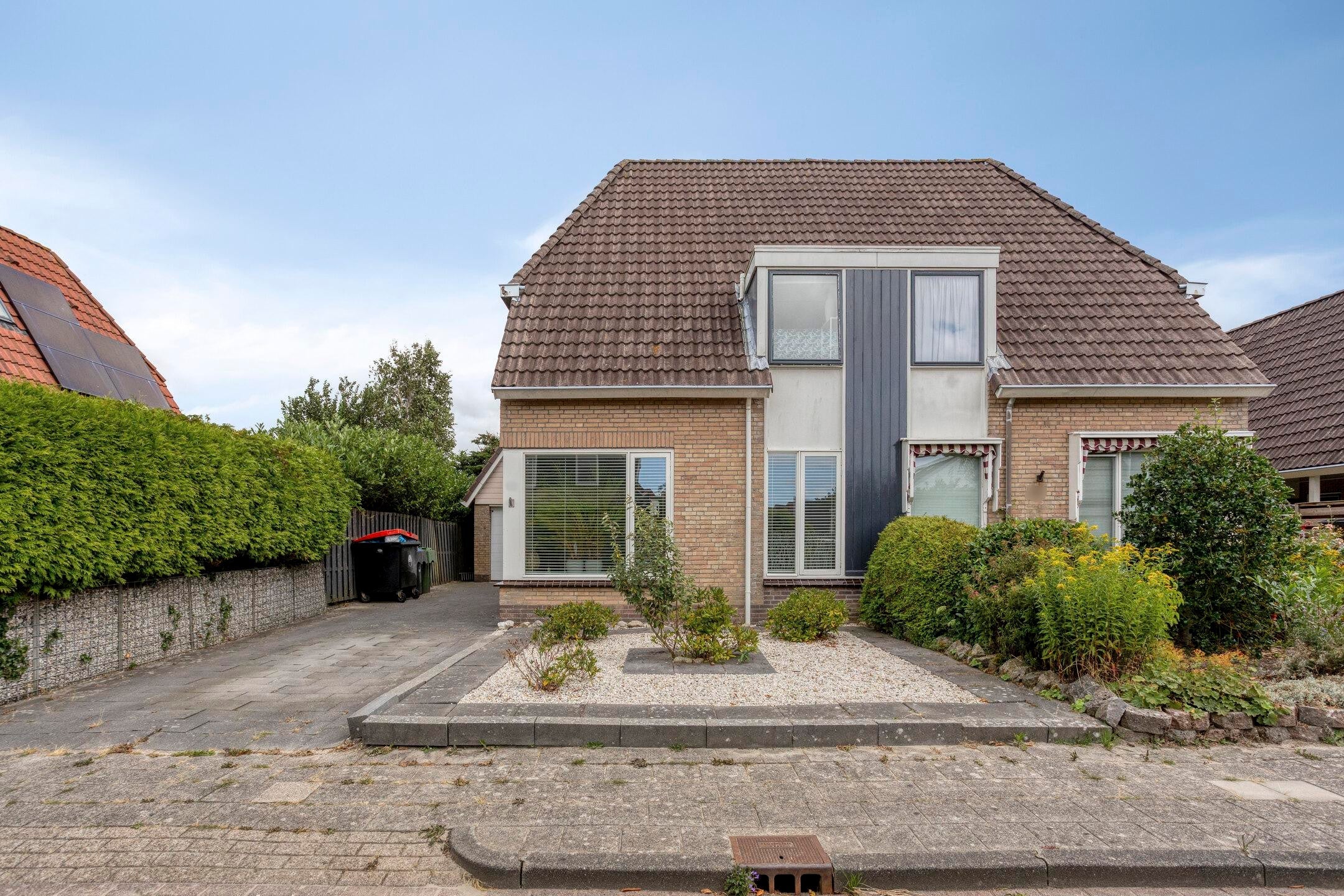 Woning te koop: Westfrisestraat, St.-Annaparochie