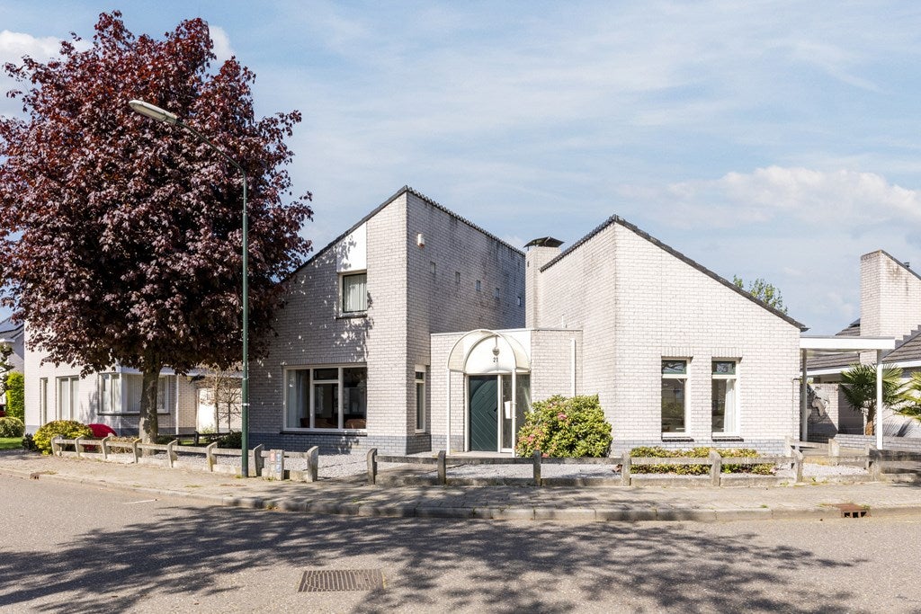 Huis Fazantlaan 21 in Budel