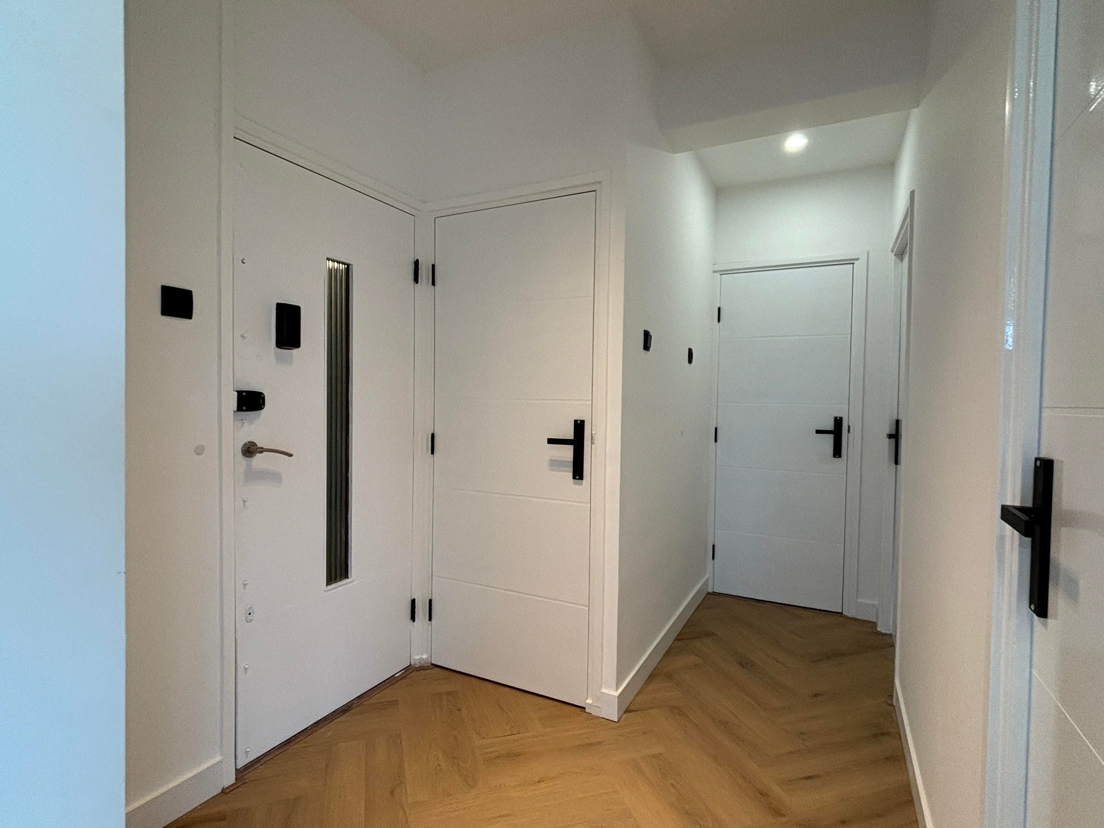 Woning te huur: Van Boshuizenstraat, Amsterdam