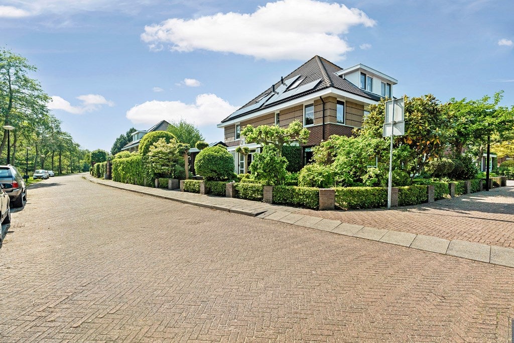 Hoekwoning te koop: Alexine Tinnepad 19, 'S-Gravenhage