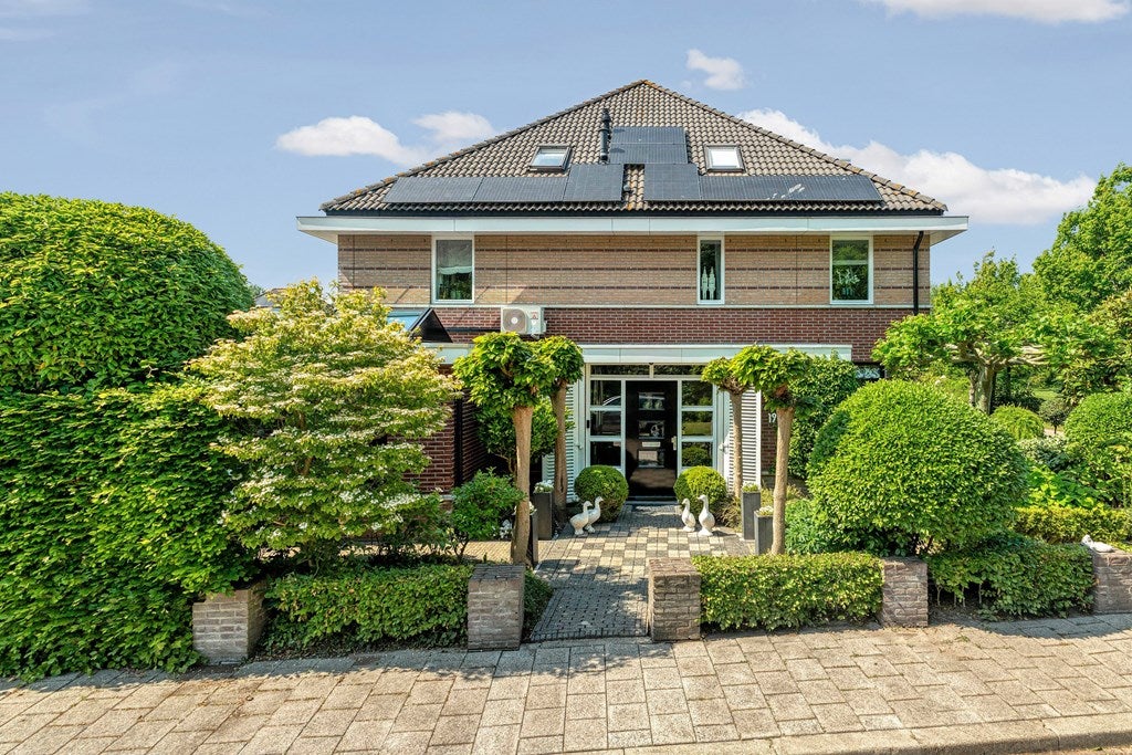 Hoekwoning te koop: Alexine Tinnepad 19, 'S-Gravenhage