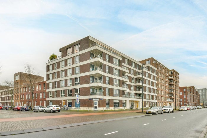 Te huur: Appartement Cas Oorthuyskade in Amsterdam