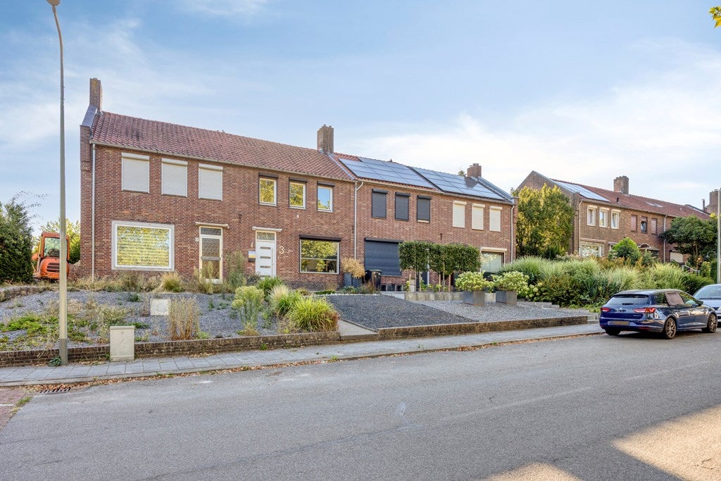 Tussenwoning te koop: Vondelstraat 3, Brunssum