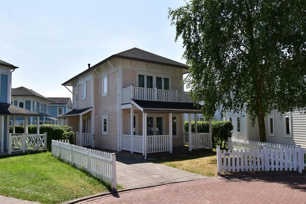 Huis Nieuwe Zeedijk 1 313 in Hellevoetsluis